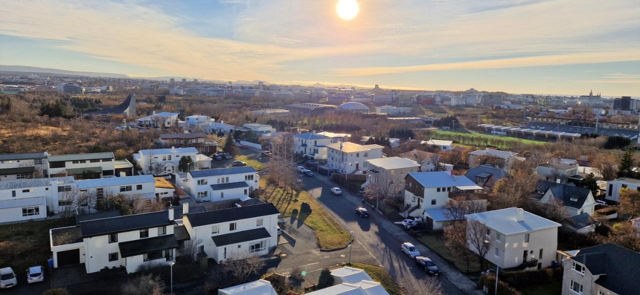 Panoramic Studio Apartment With Stunning View - Free Parking Reykjavik Ngoại thất bức ảnh